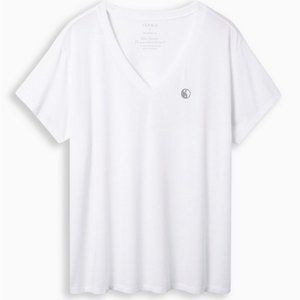 ❤️NWT VINTAGE TORRID TEE - YIN YANG PEACE - RELAXED FIT - V NECK - PLUS SIZE